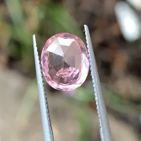 1.61 Cts Natural Pink Tourmaline Oval Shape - Picture 10 of 17